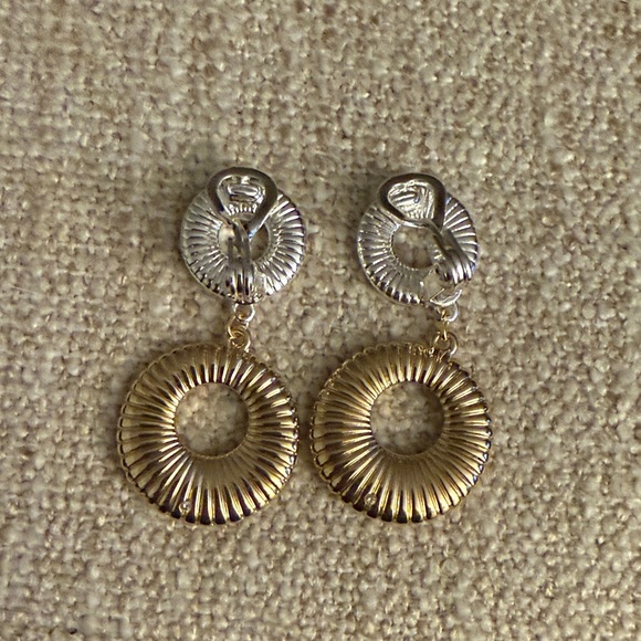 Napier Two-Tone Clip-On Earrings Boho Earrings casual occasions earrings - Picture 6 of 7